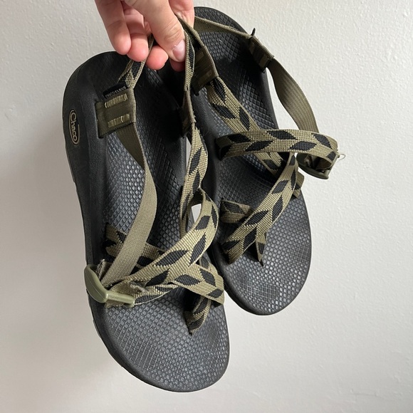 Chaco Shoes - Chaco Womens Z/Cloud size 10 sandals, green and black patterned strap